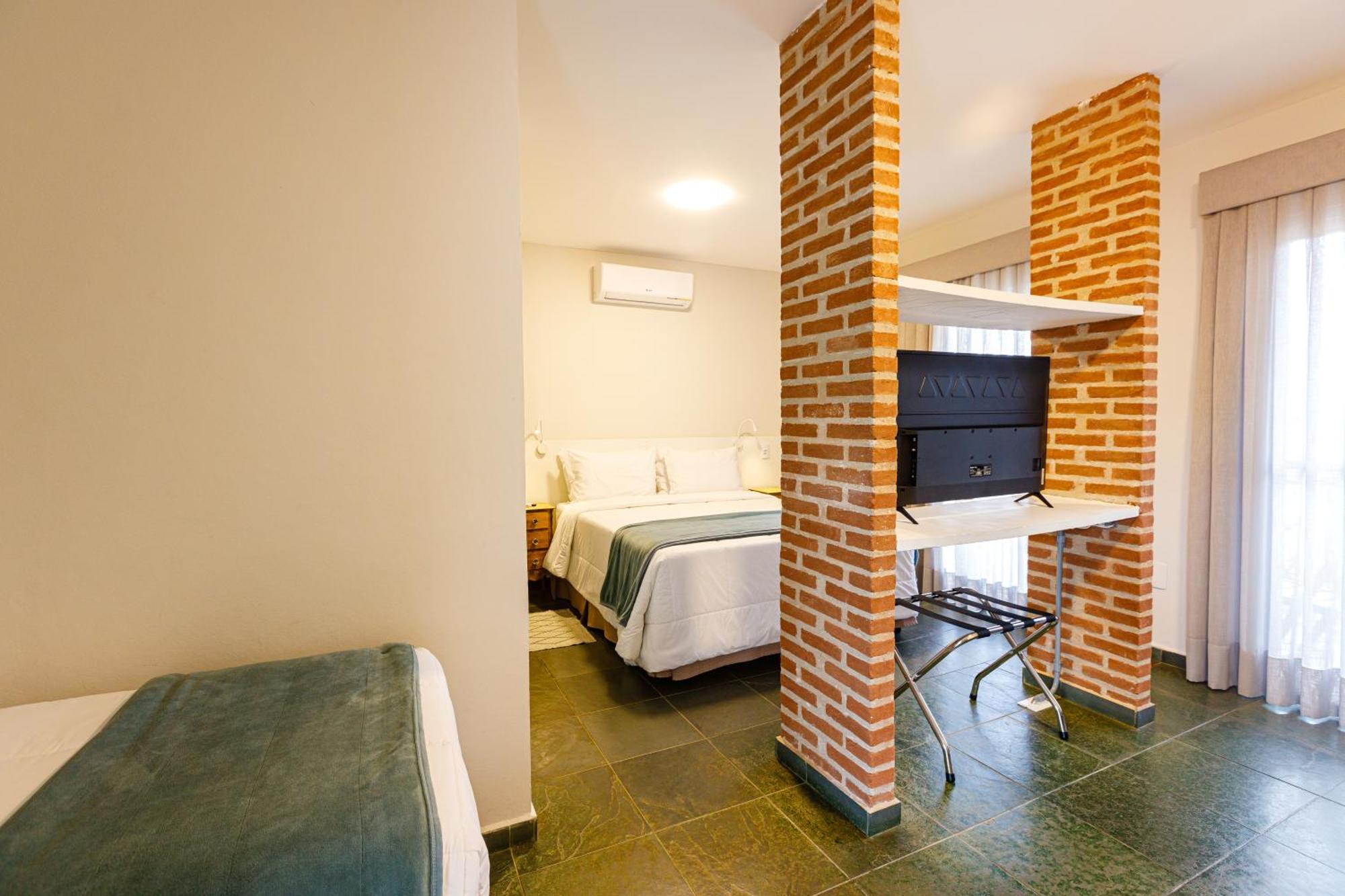 Filimahalo Hotel Сера Негра Екстериор снимка